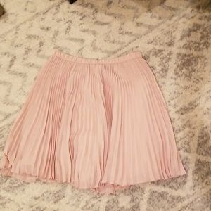 Banana republic blush pink pleated skirt
